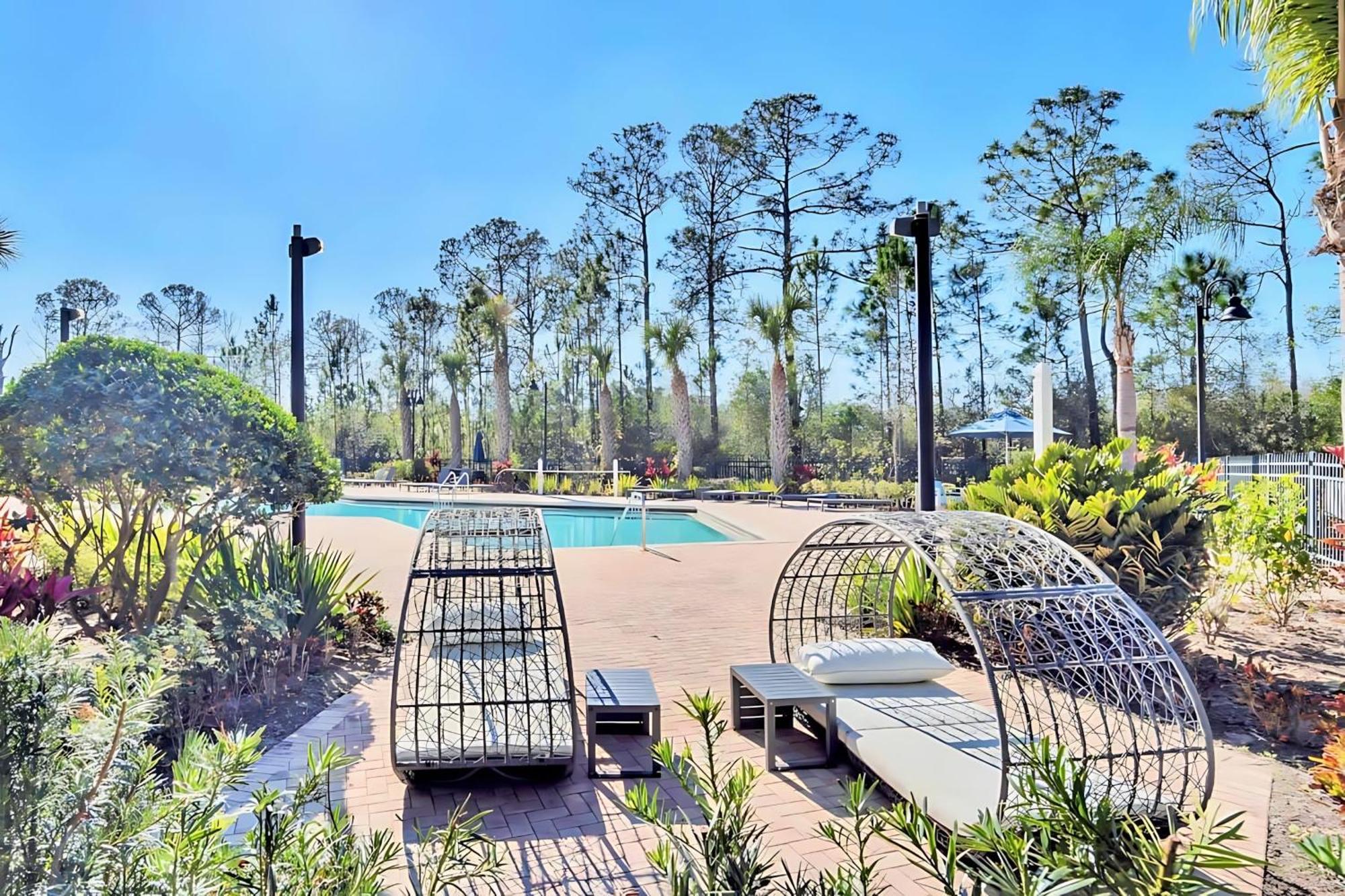 Cozy 2Br Condo - Private Balcony - Near Disney 올랜도 외부 사진