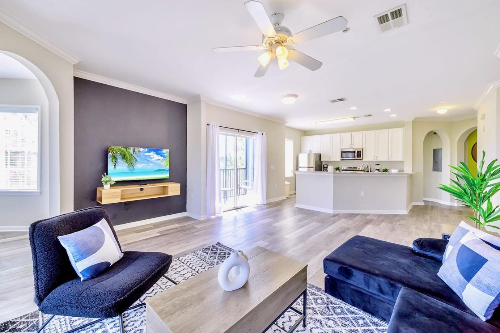 Cozy 2Br Condo - Private Balcony - Near Disney 올랜도 외부 사진
