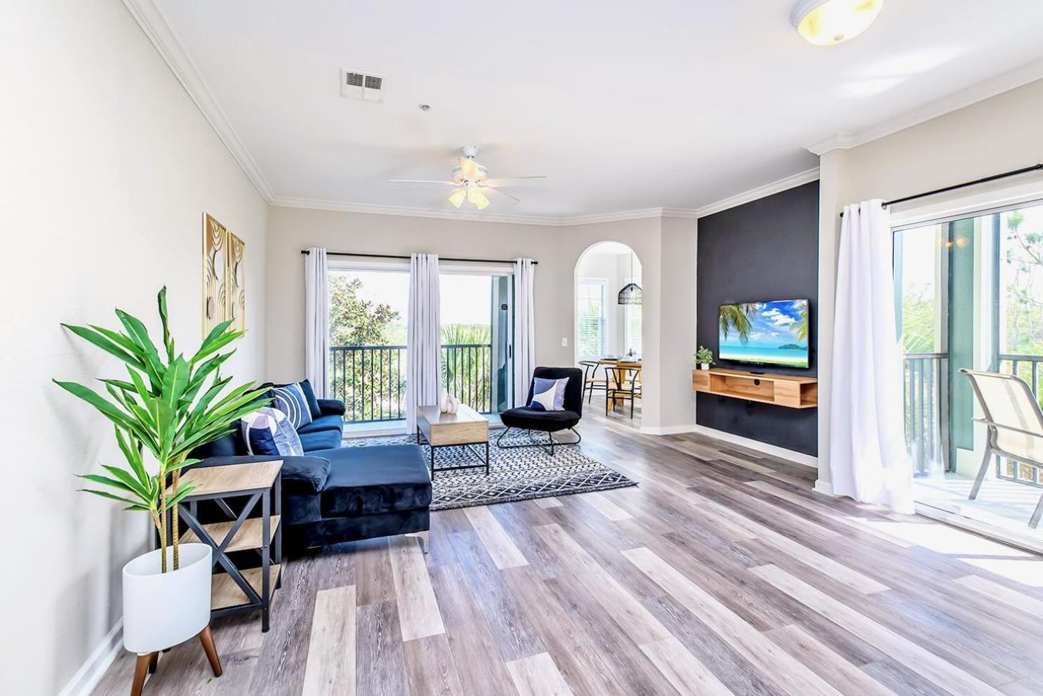 Cozy 2Br Condo - Private Balcony - Near Disney 올랜도 외부 사진