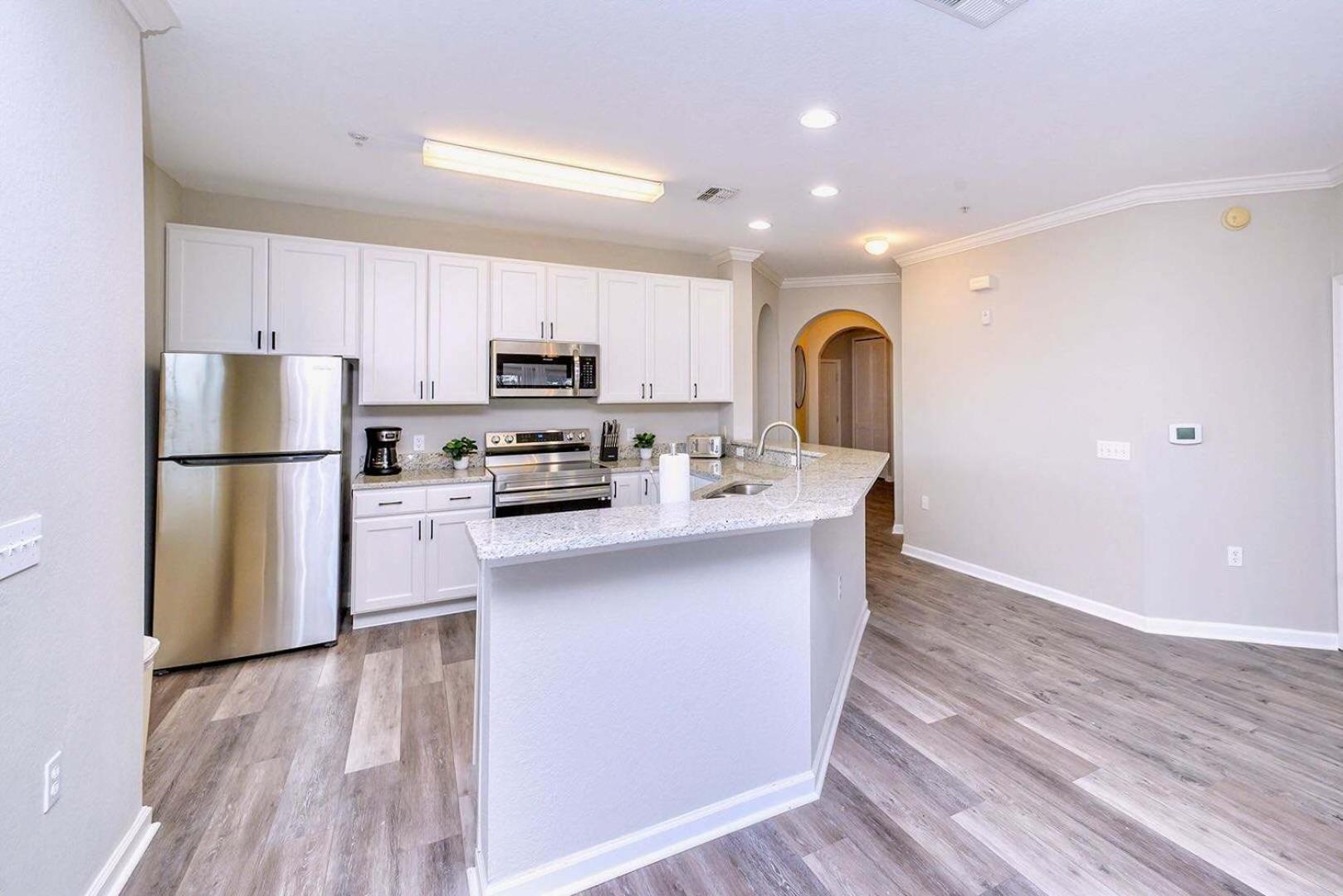 Cozy 2Br Condo - Private Balcony - Near Disney 올랜도 외부 사진